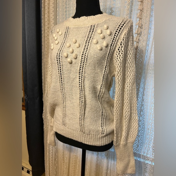 E & M Sweaters - Super Soft Cream Sweater with Textured Details